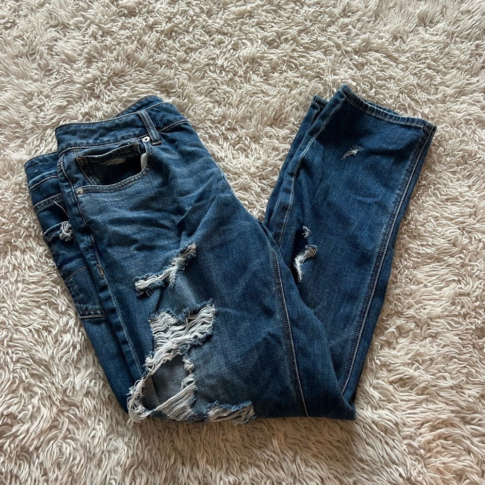 American Eagle Tomgirl Ripped Jeans